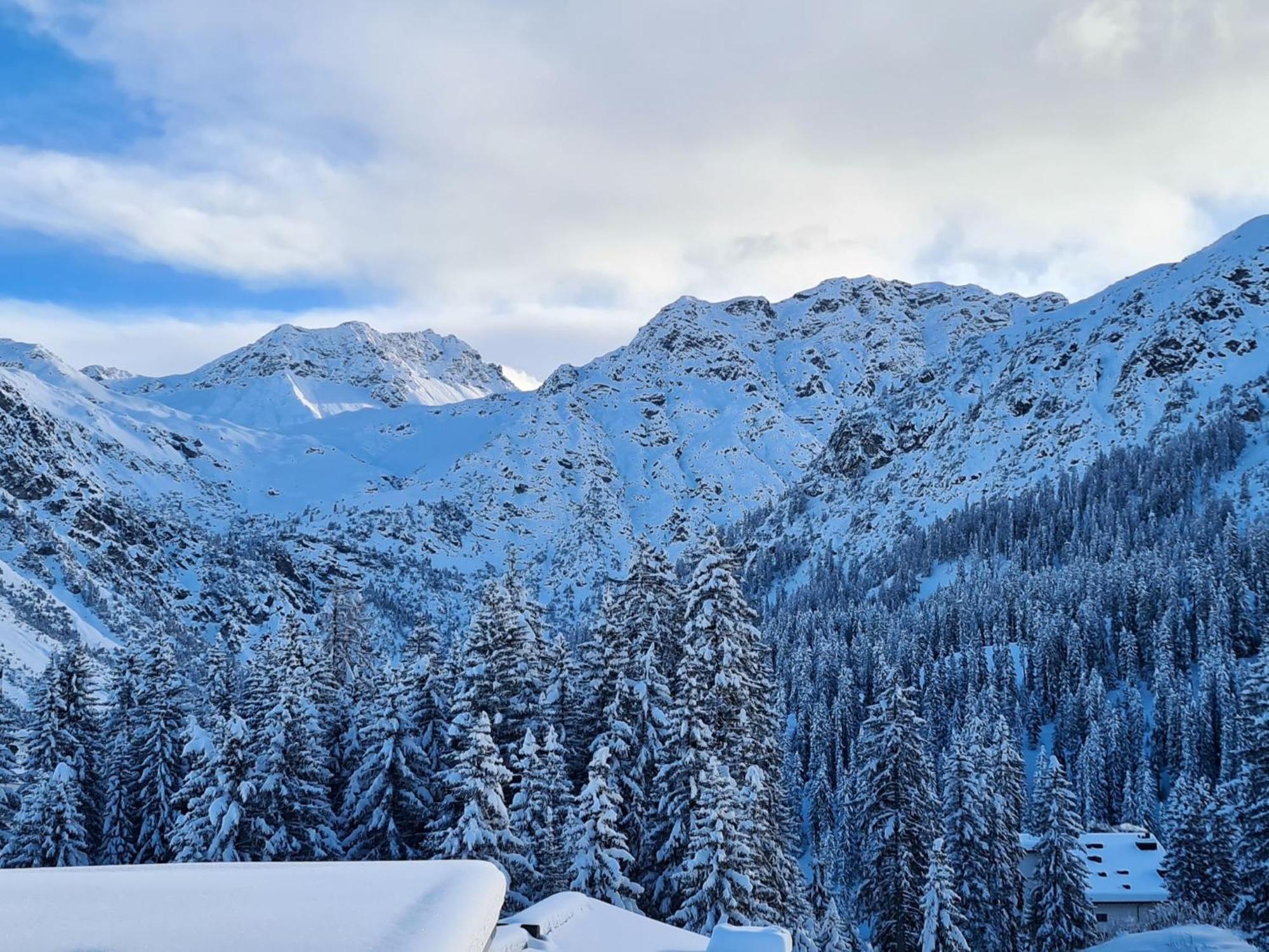 Fewo D'Rock Arosa- Center Of Nightlife By Nature Apartments Switzerland Ngoại thất bức ảnh